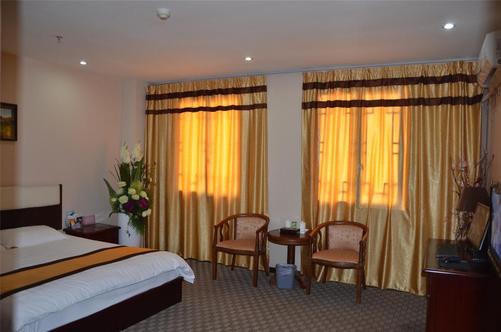 Wudangshan Yinjie Holiday Hotel Danjiangkou Екстер'єр фото